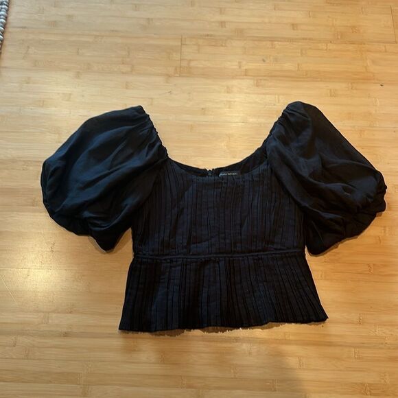 Banana Republic Kali pleated top in black - Picture 5 of 5